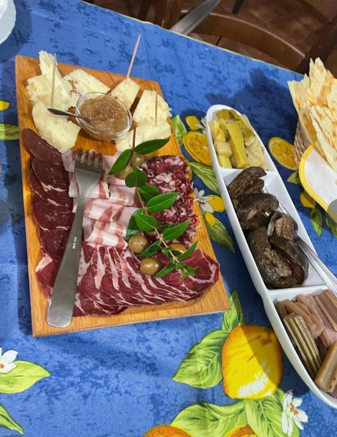 Agriturismo Cugumia Thiesi Εξωτερικό φωτογραφία