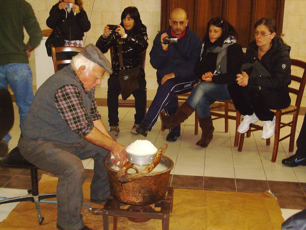 Agriturismo Cugumia Thiesi Εξωτερικό φωτογραφία